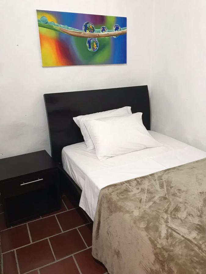 Hostal Rous San Gil Extérieur photo