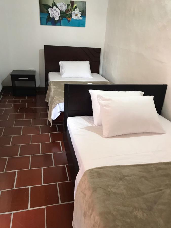 Hostal Rous San Gil Extérieur photo