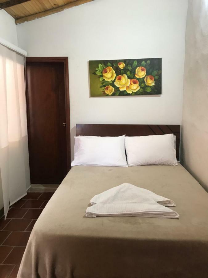 Hostal Rous San Gil Extérieur photo